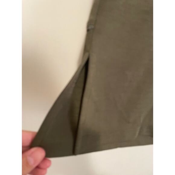 Chico's Bead Trim Knit Top green solid short sleeve casual tee Size 1 US Med. - Picture 4 of 7